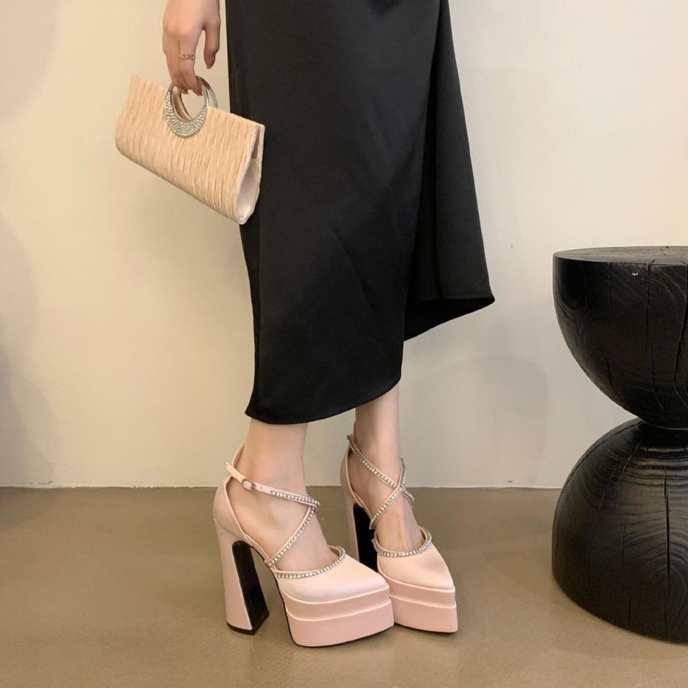 Pointed Superhigh Platform Heels