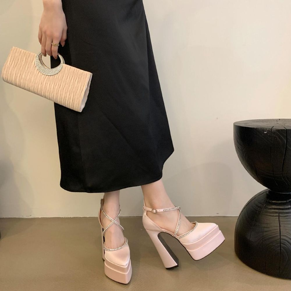 Pointed Superhigh Platform Heels