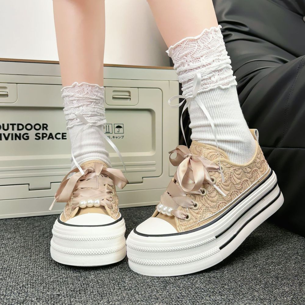 Trendy thick heeled sneakers