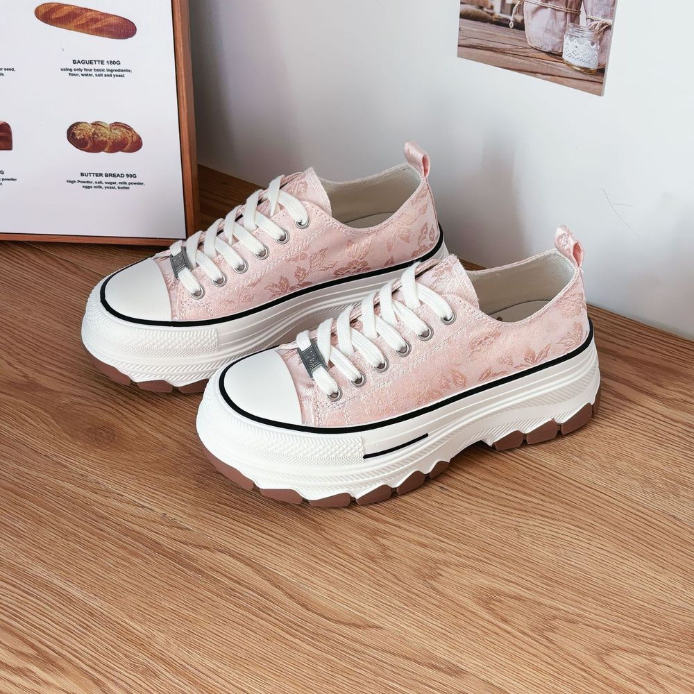 High Heeled Canvas Sneakers