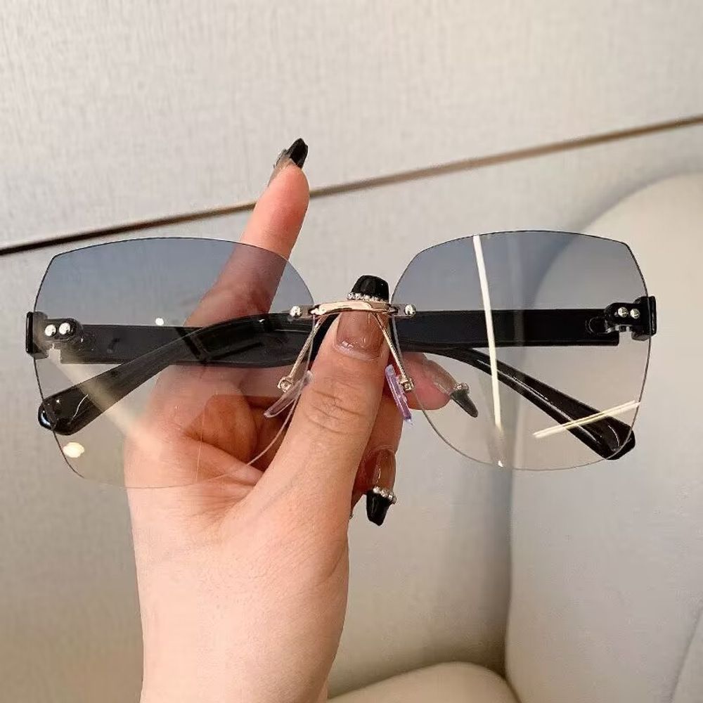 Frameless Square Frame Sunglasses