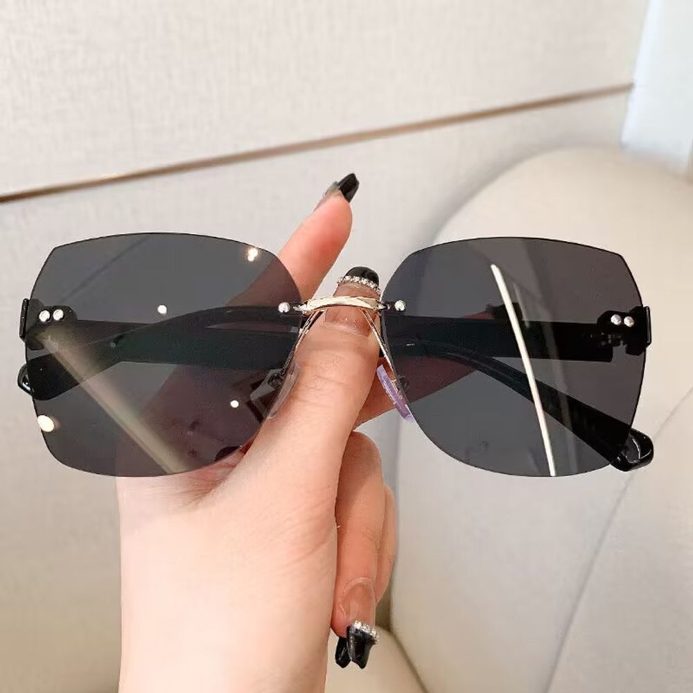 Frameless Square Frame Sunglasses