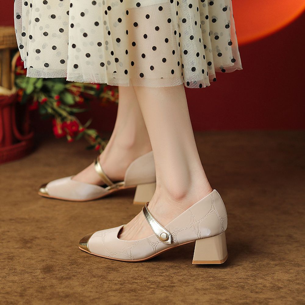Side Hollow Mary Jane Shoes