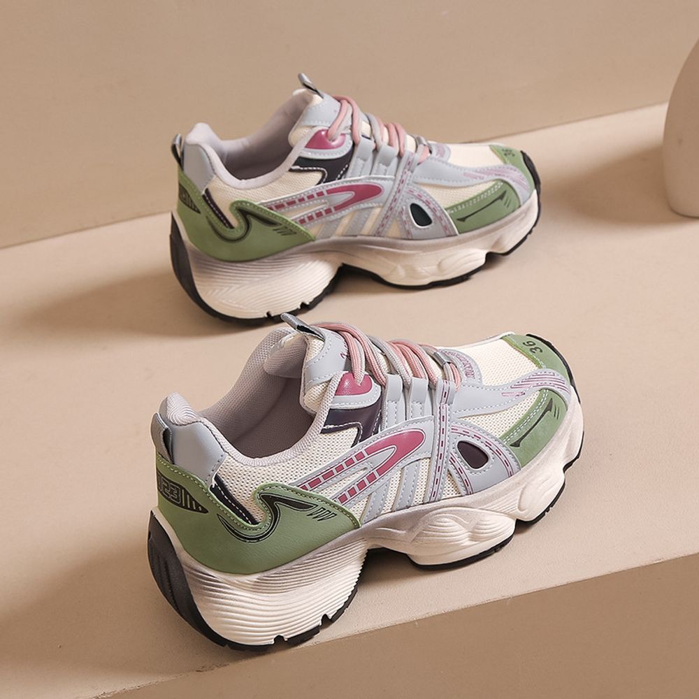 Breathable Mesh Sports Shoes