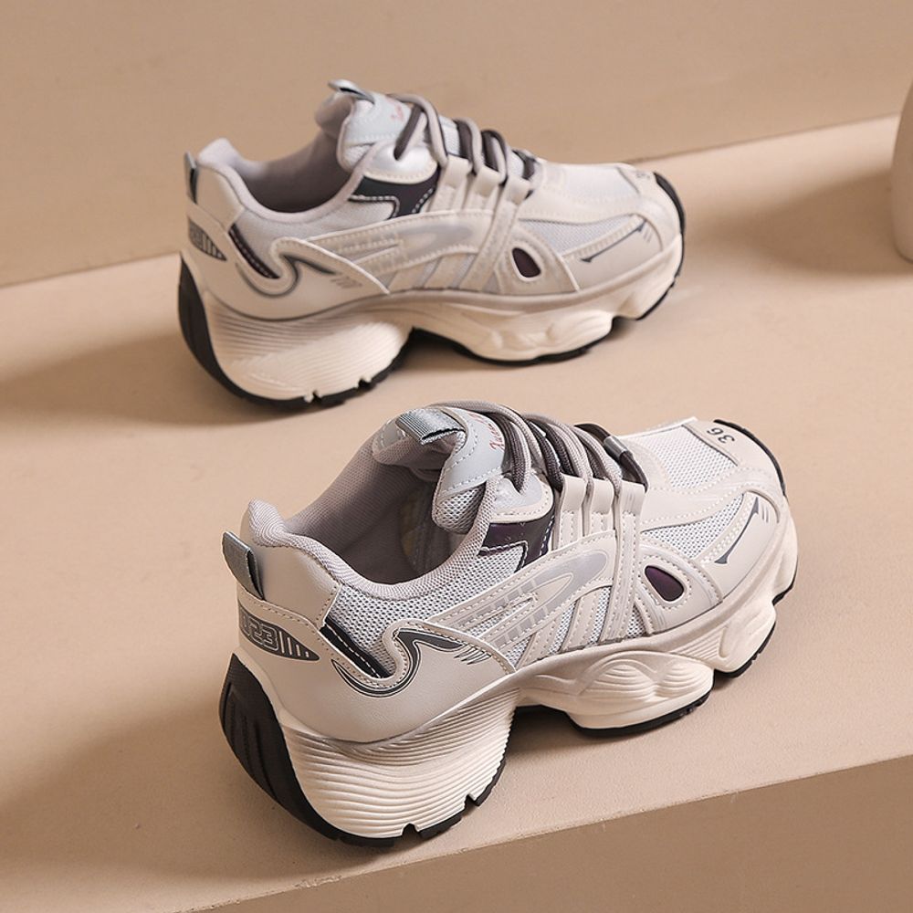 Breathable Mesh Sports Shoes