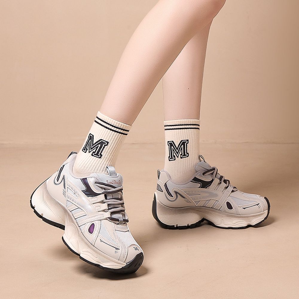 Breathable Mesh Sports Shoes