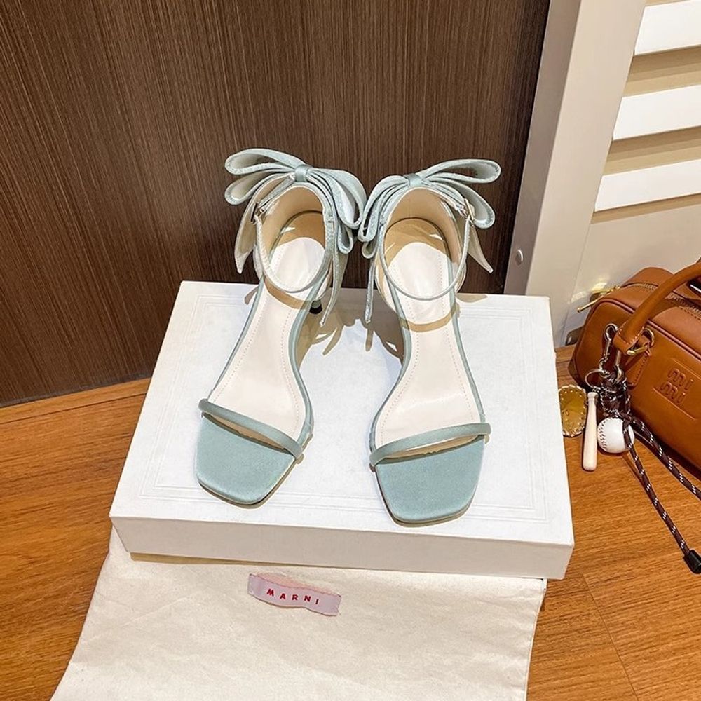 Square toe One Strap Heels