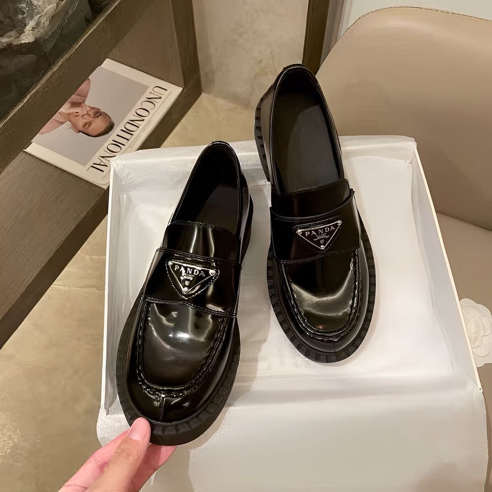 Genuine Leather Thick-soled Loafer