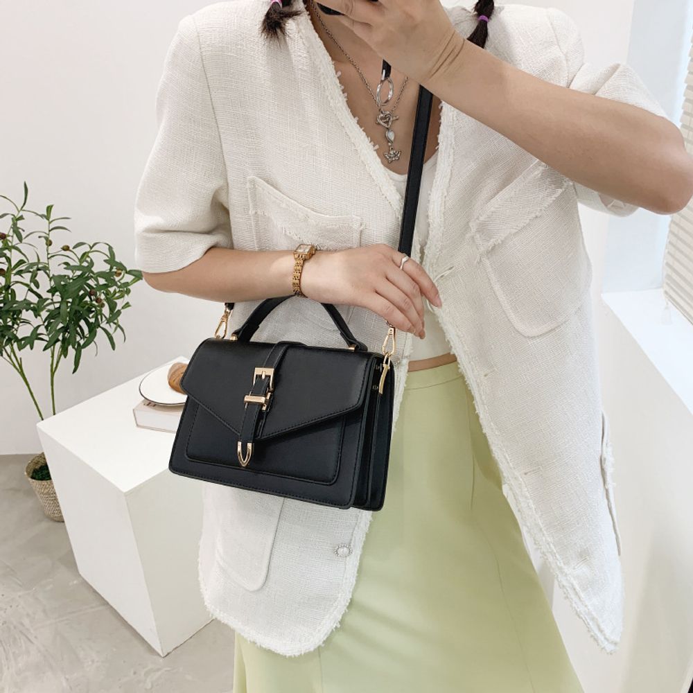 Elegant Design Shoulder Bag