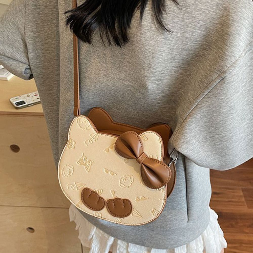 Cute Design Messenger Bag