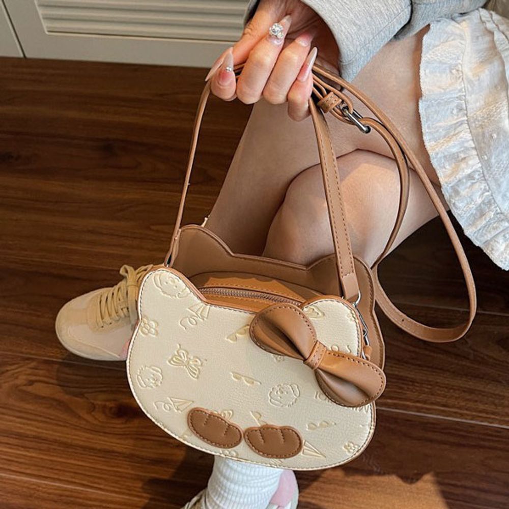 Cute Design Messenger Bag