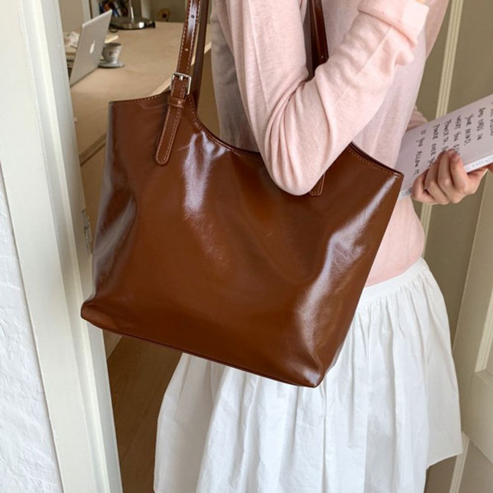 Large Capacity Tote Bag