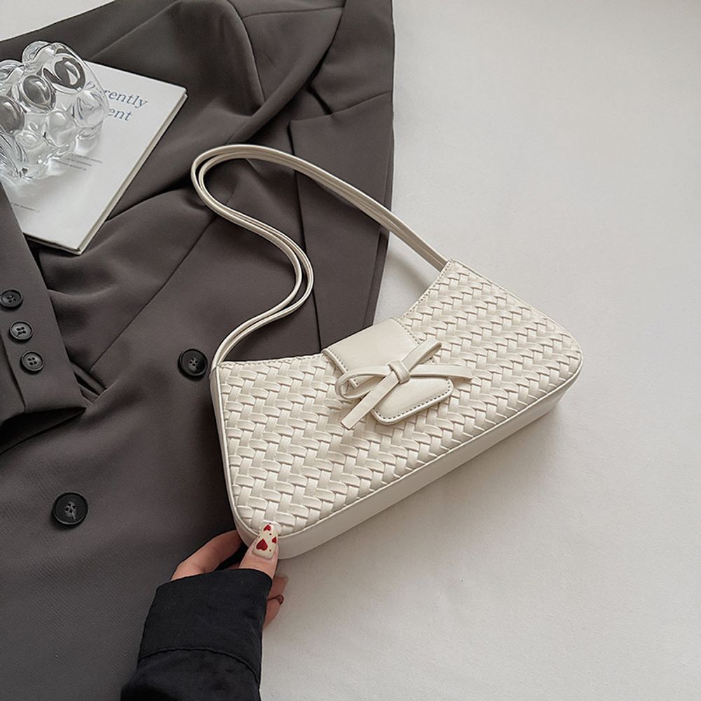 Trendy Underarm Bag