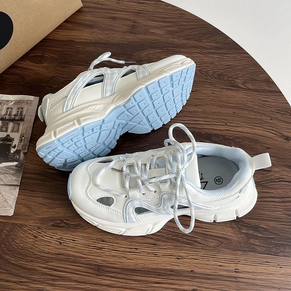 Breathable Mesh Sports Shoes