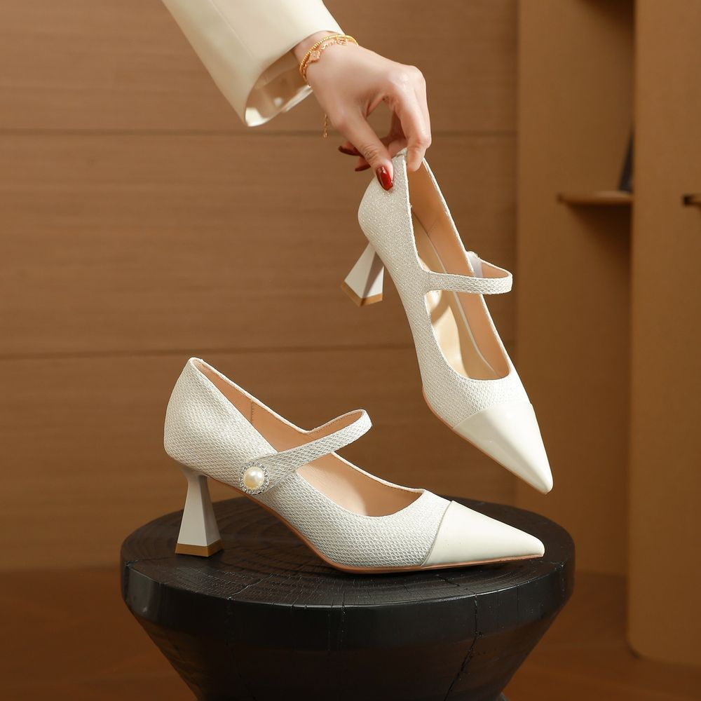 Pointed Mary Jane Shoes