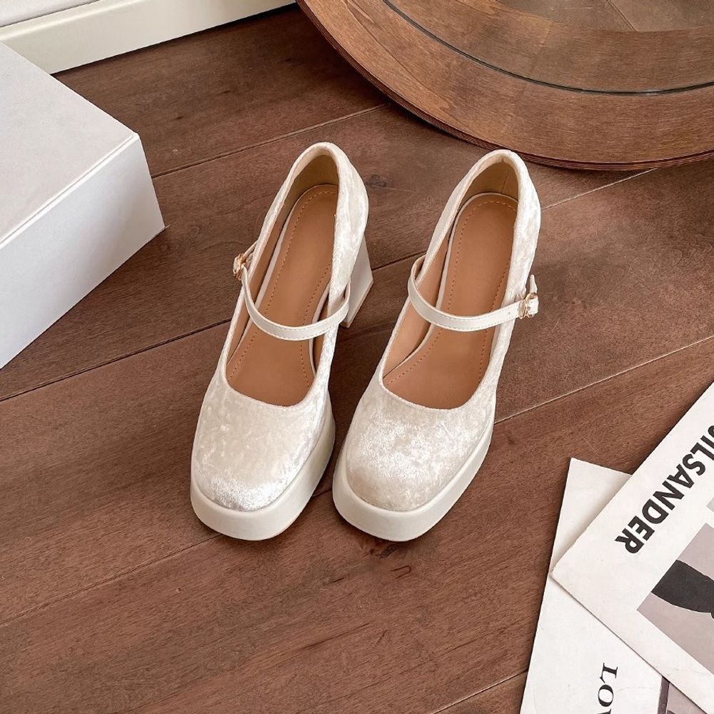 Platform Mary Jane Shoe