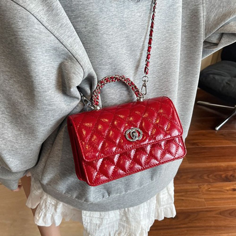 Diamond Chain Square Handbag