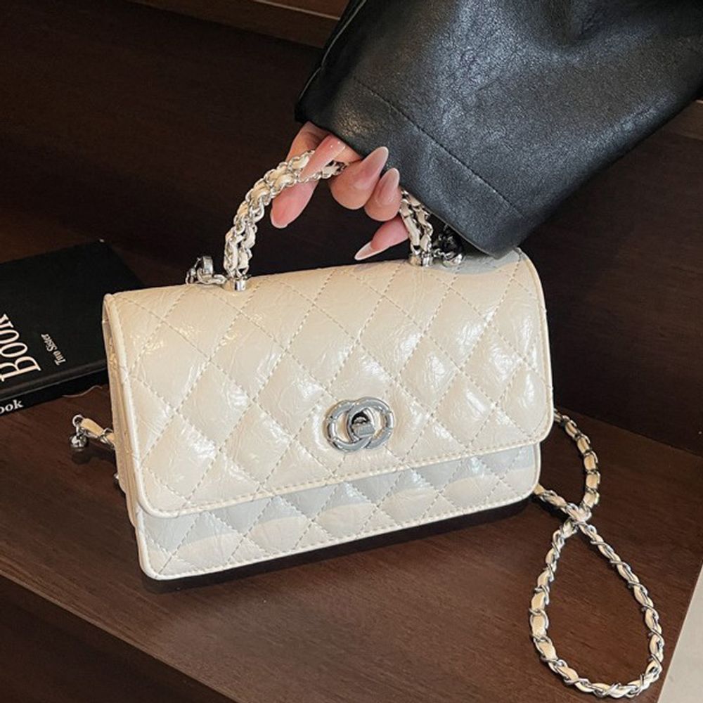 Diamond Chain Square Handbag