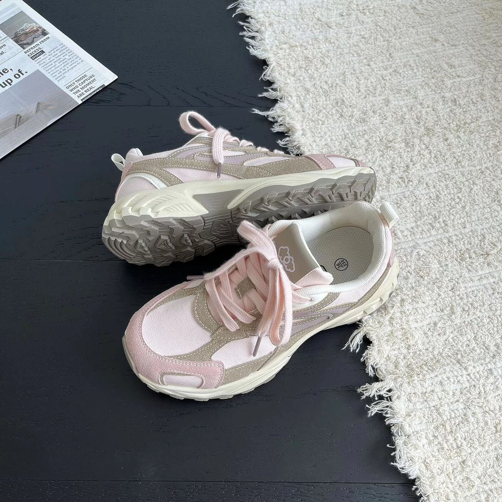 Breathable Sports Shoes