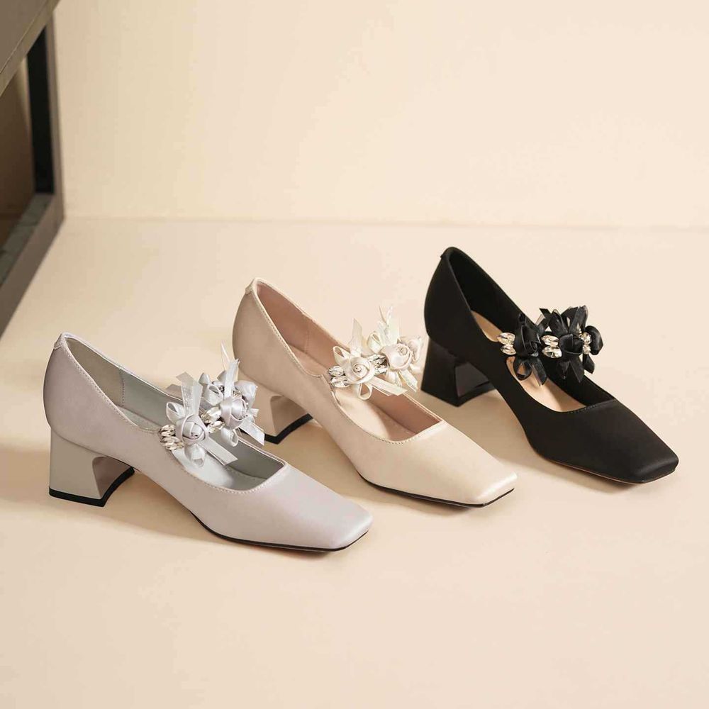 Flower Strap Mary Jane Shoes