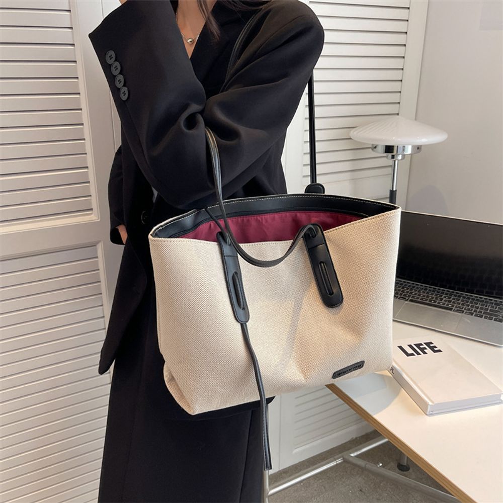 Large Capacity Tote Bag