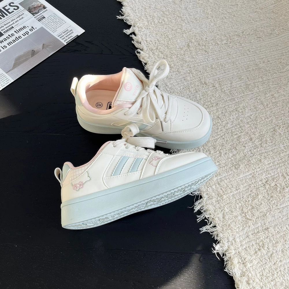 Thick Soled Casual Sneakers