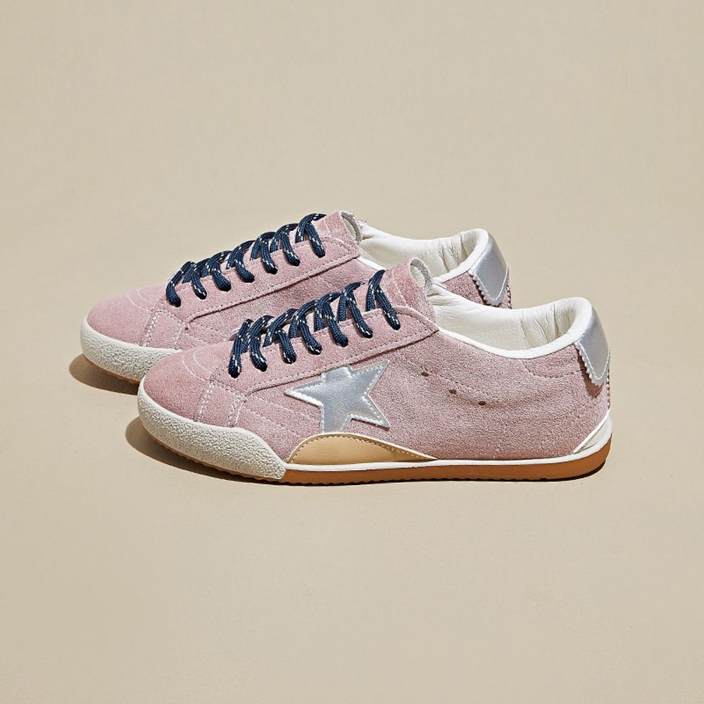 Flat Casual Sneakers