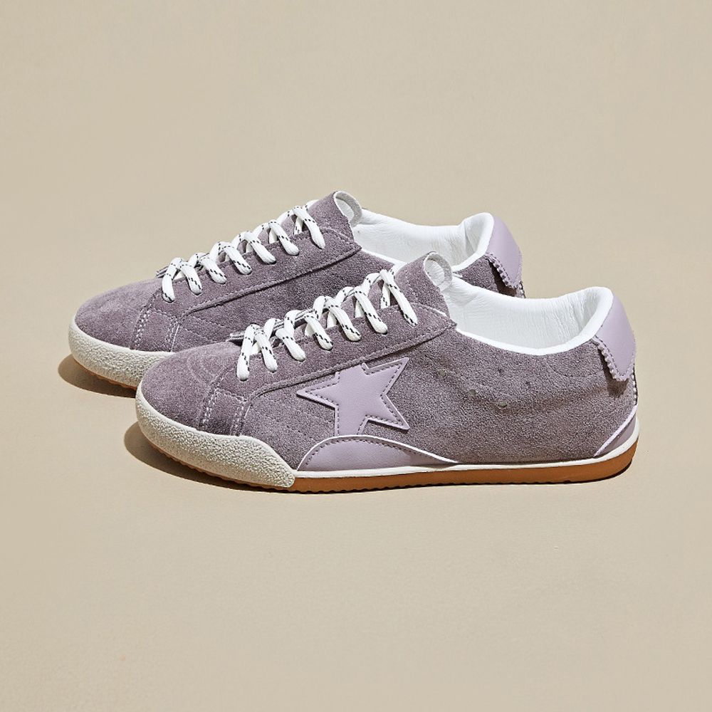 Flat Casual Sneakers