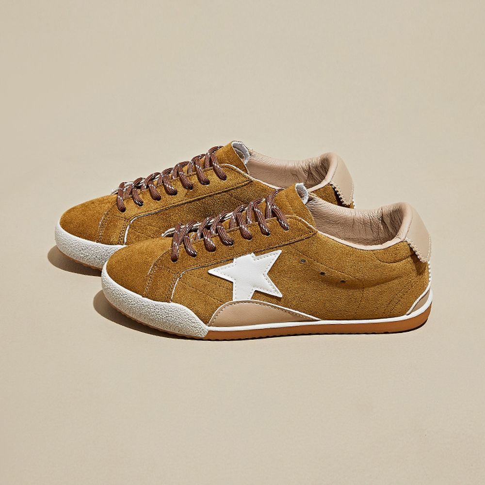 Flat Casual Sneakers