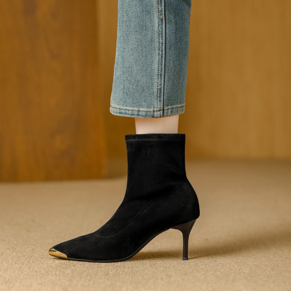 Pointed Ancle Boots