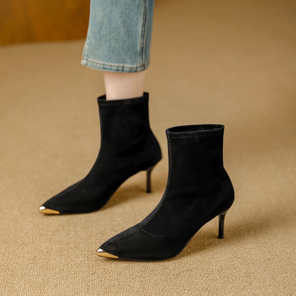 Pointed Ancle Boots