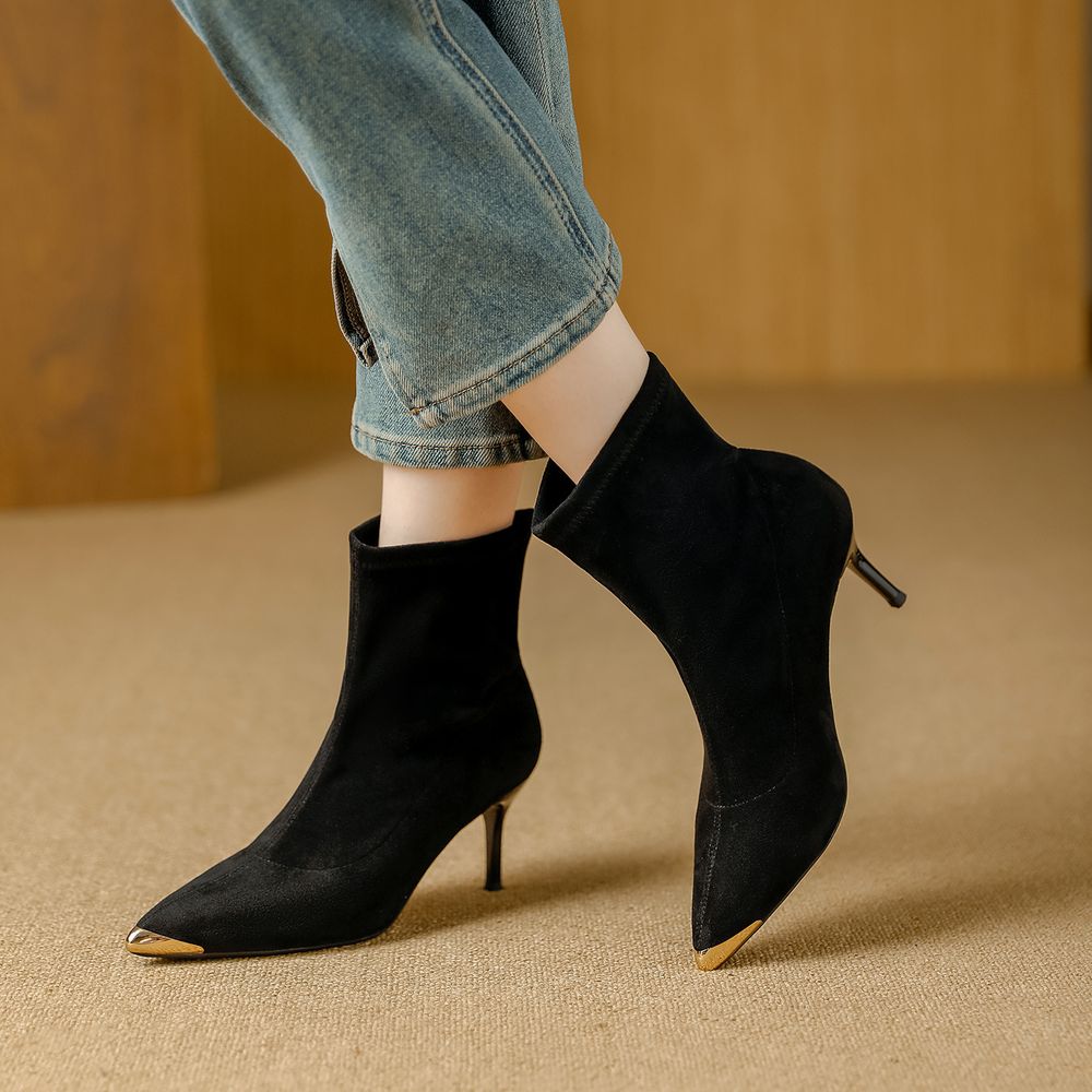 Pointed Ancle Boots