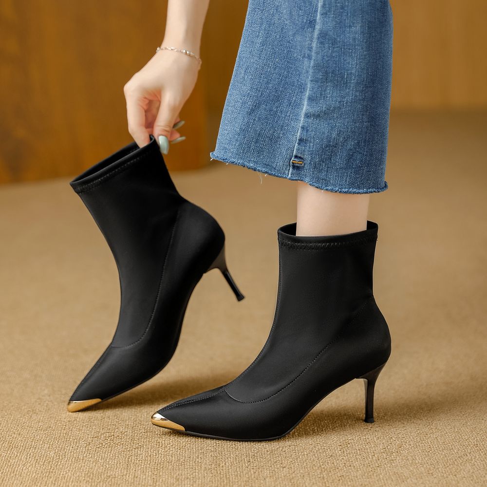Pointed Ancle Boots