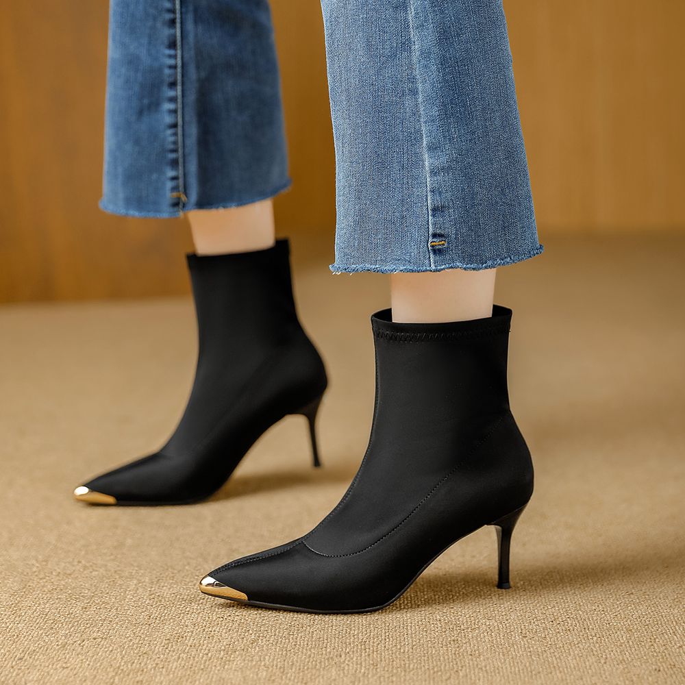 Pointed Ancle Boots
