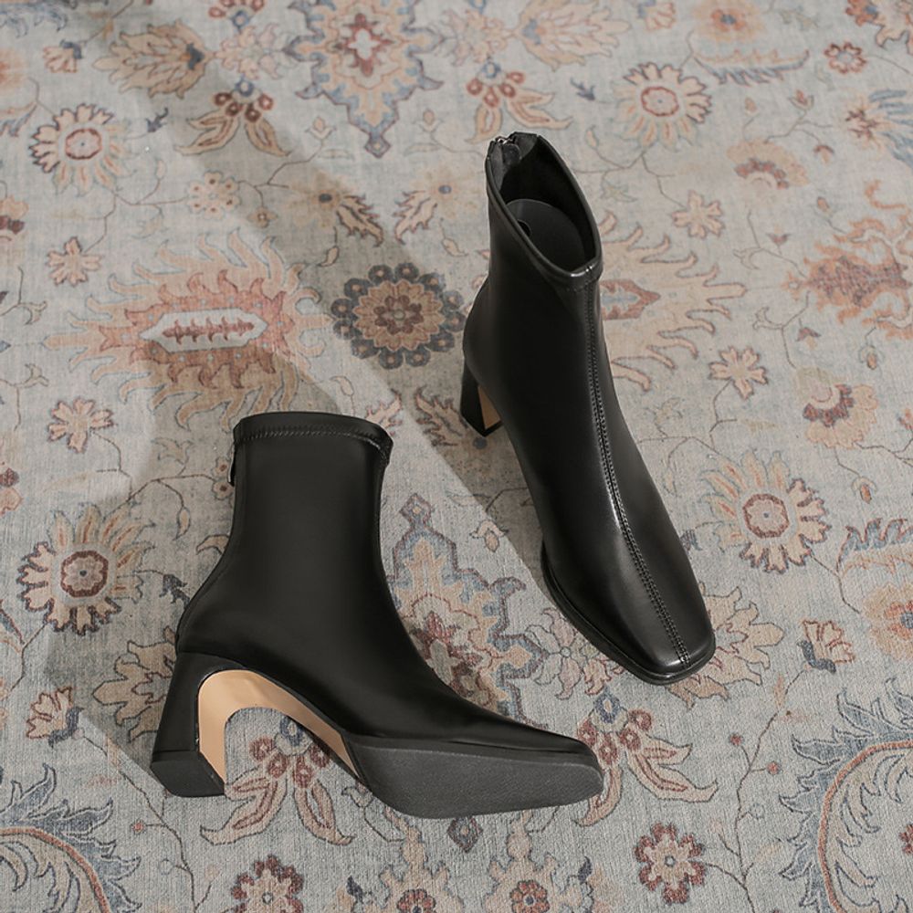 Thick Heeled Boots