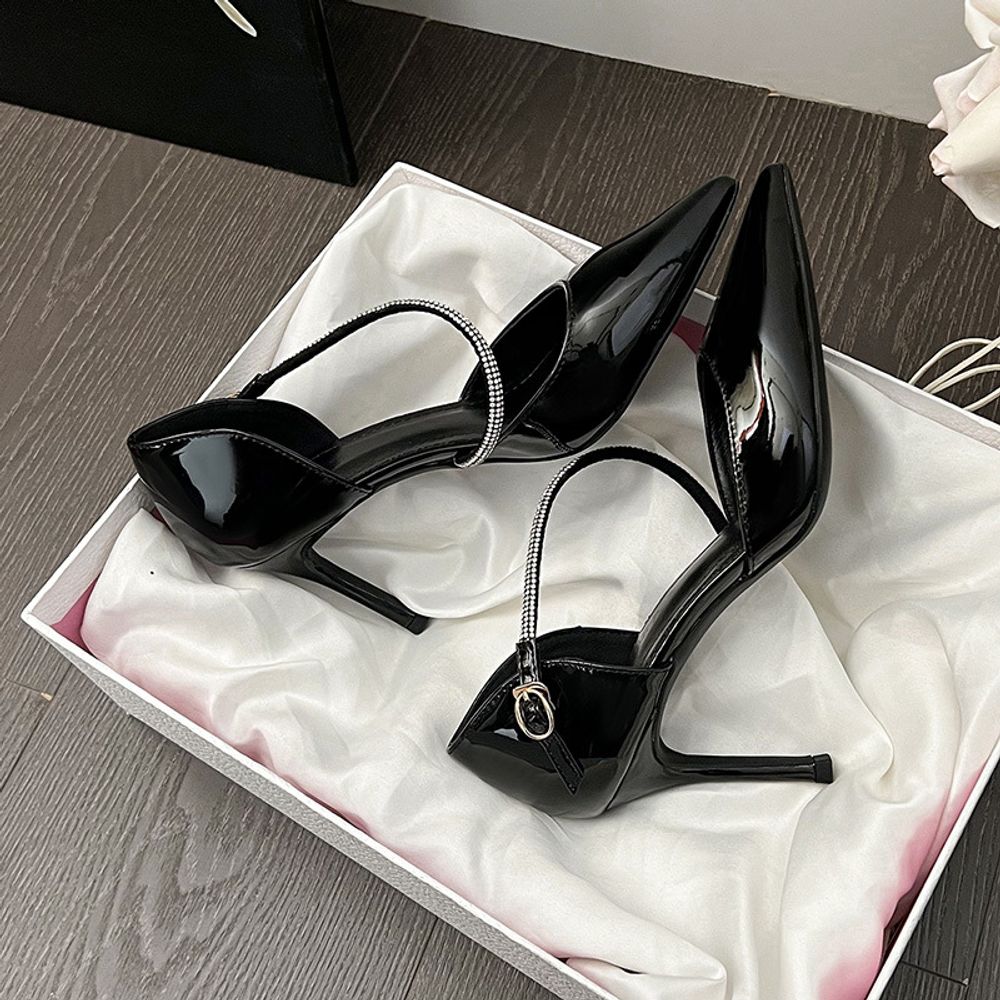 Pointed Side Hollow Heels