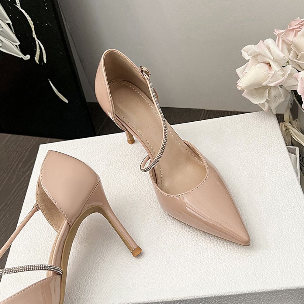 Pointed Side Hollow Heels