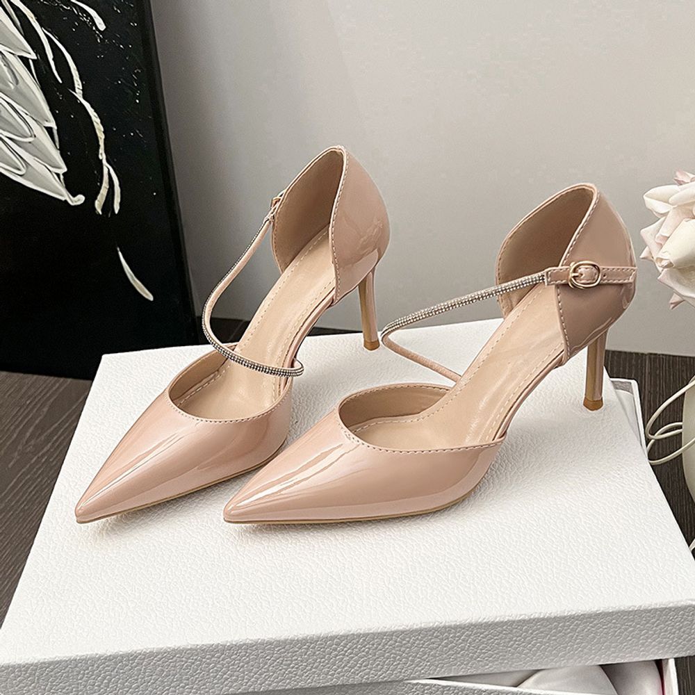 Pointed Side Hollow Heels
