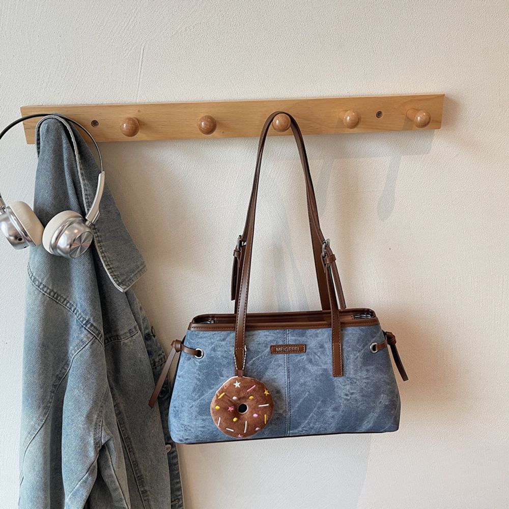 Large Capacity Underarm Bag