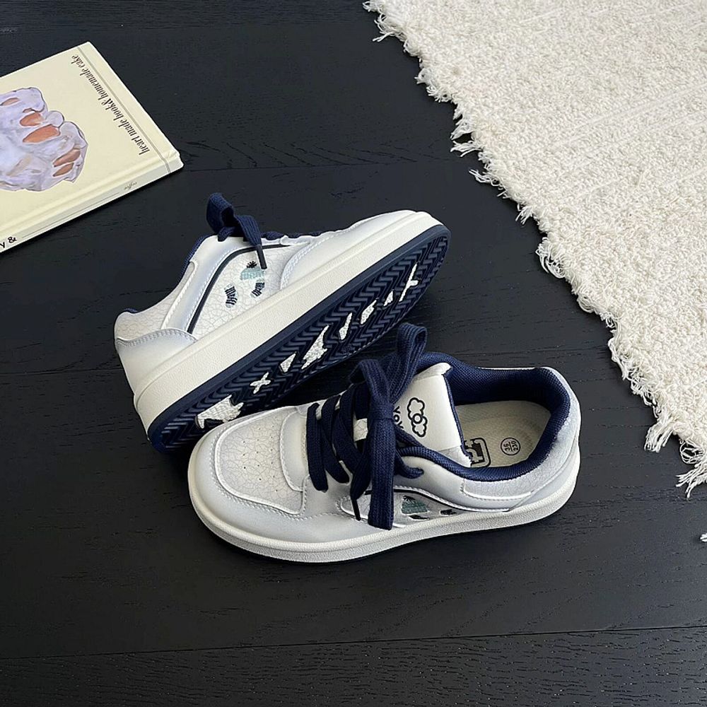 Breathable Thick-Soled Sneakers