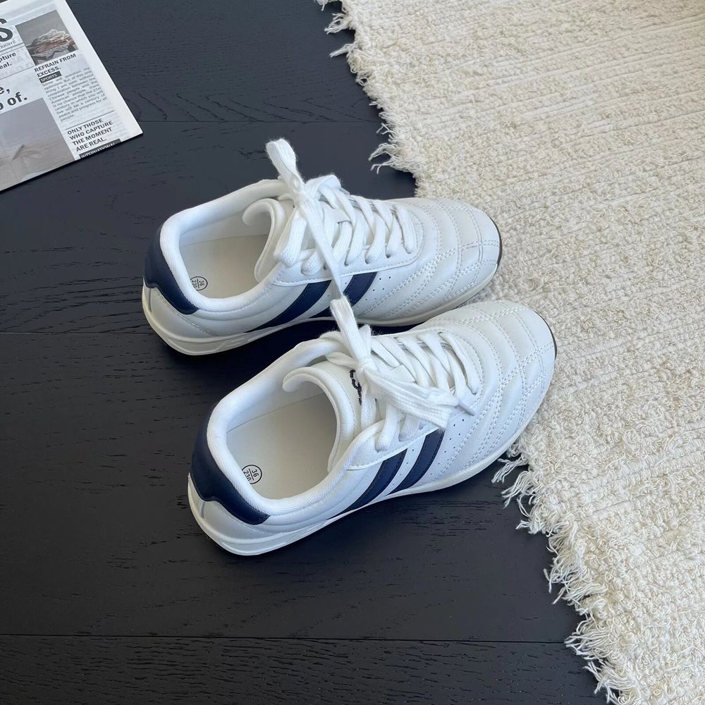 Retro Casual Sneakers