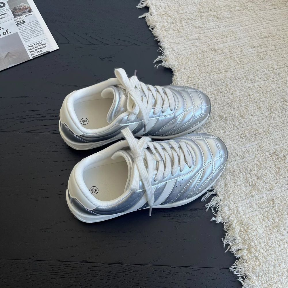 Retro Casual Sneakers