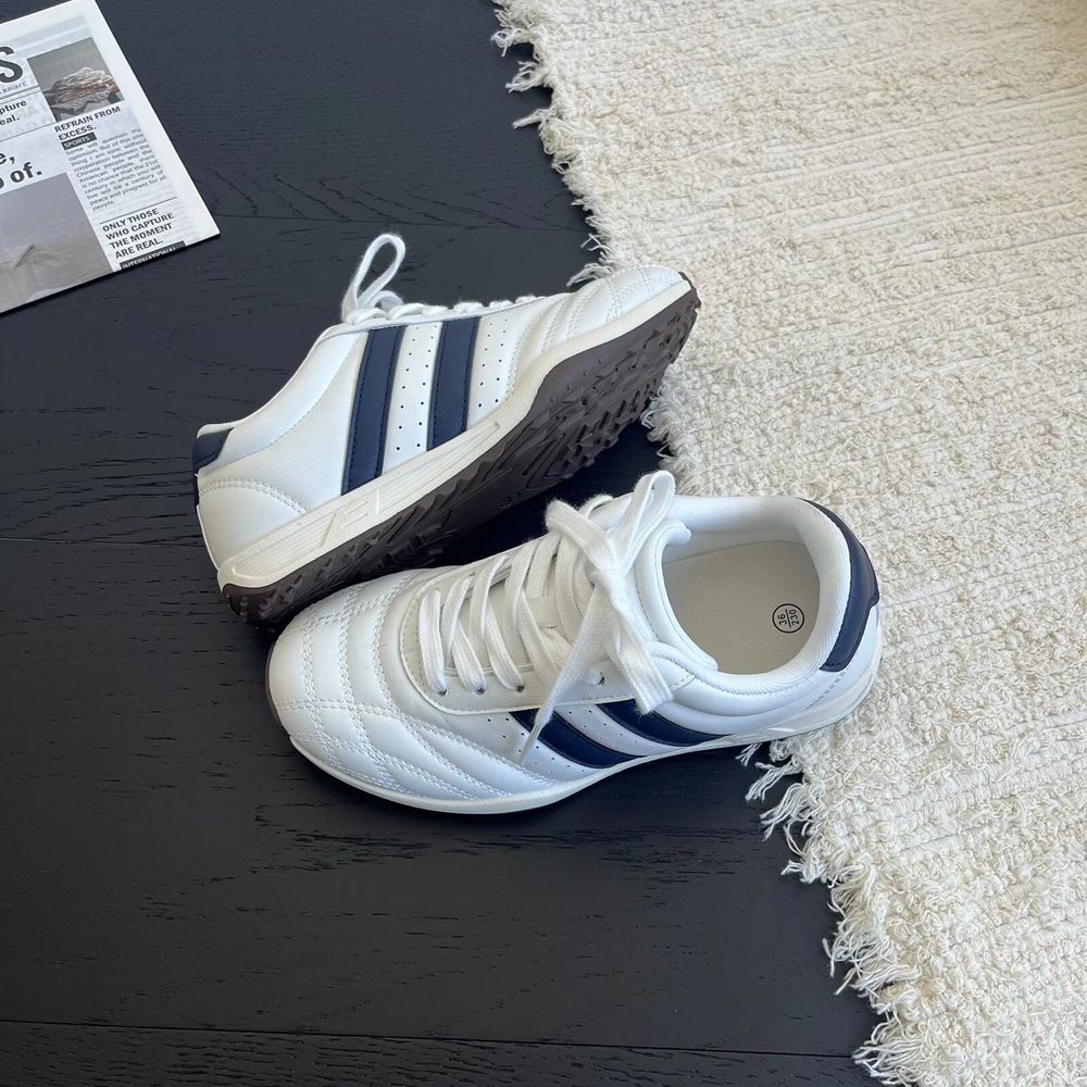 Retro Casual Sneakers