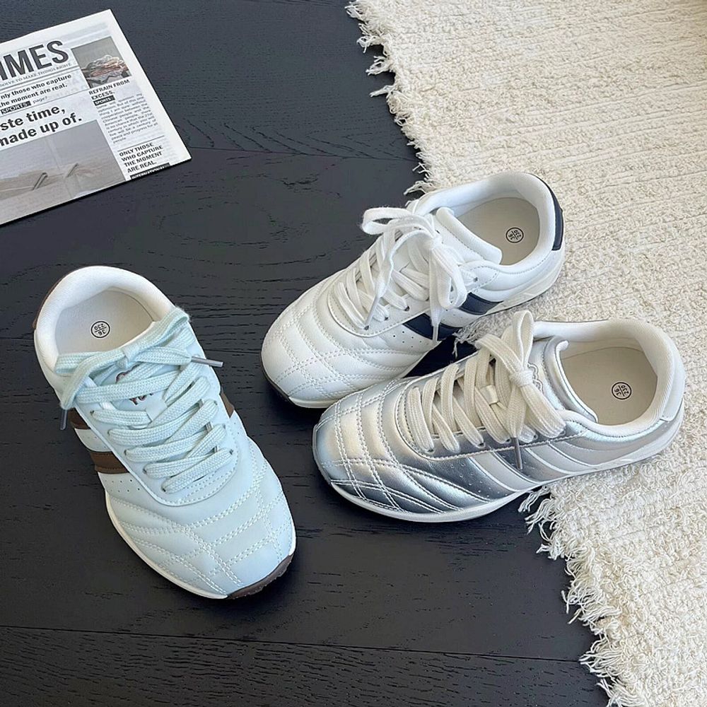 Retro Casual Sneakers