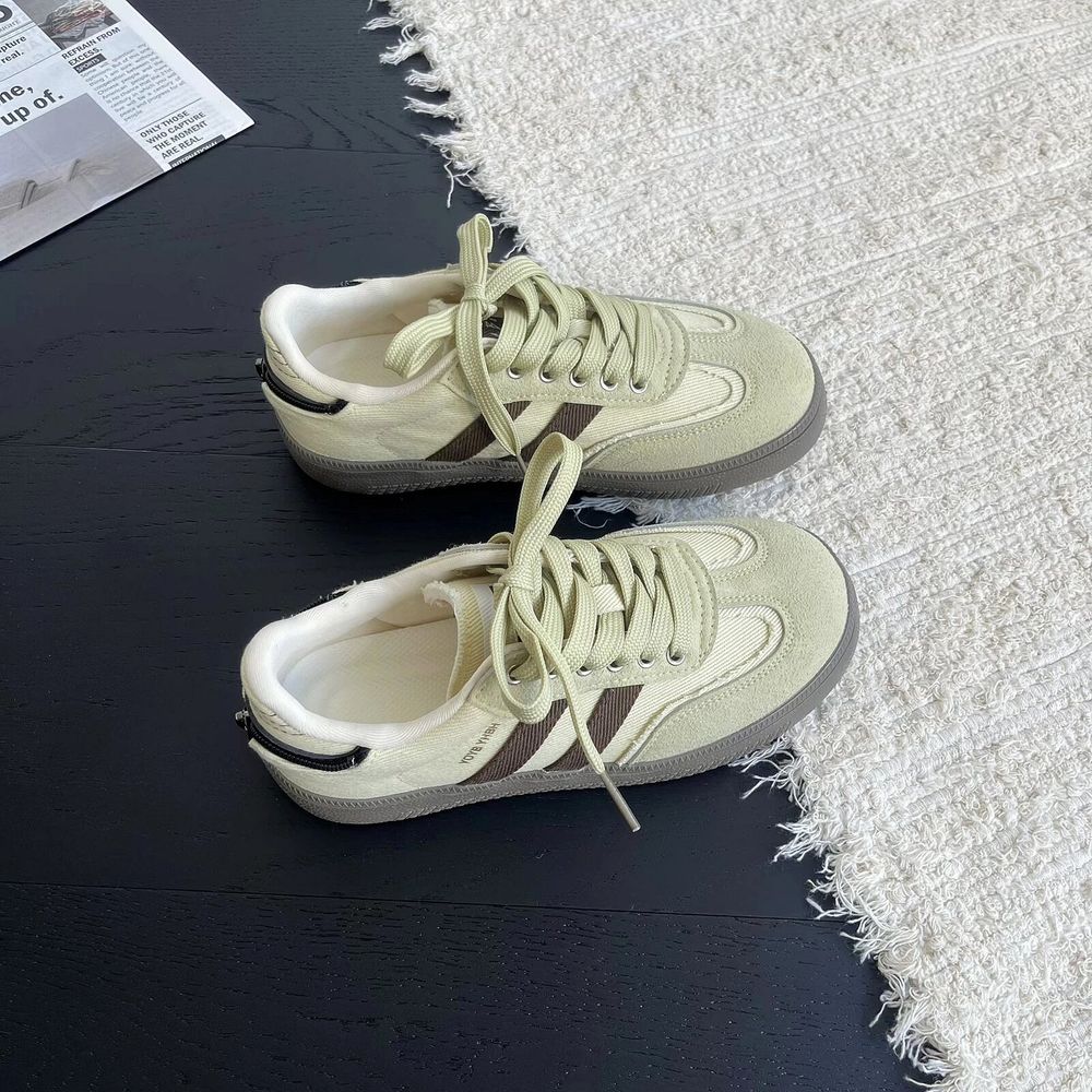 Trendy Casual Sneakers