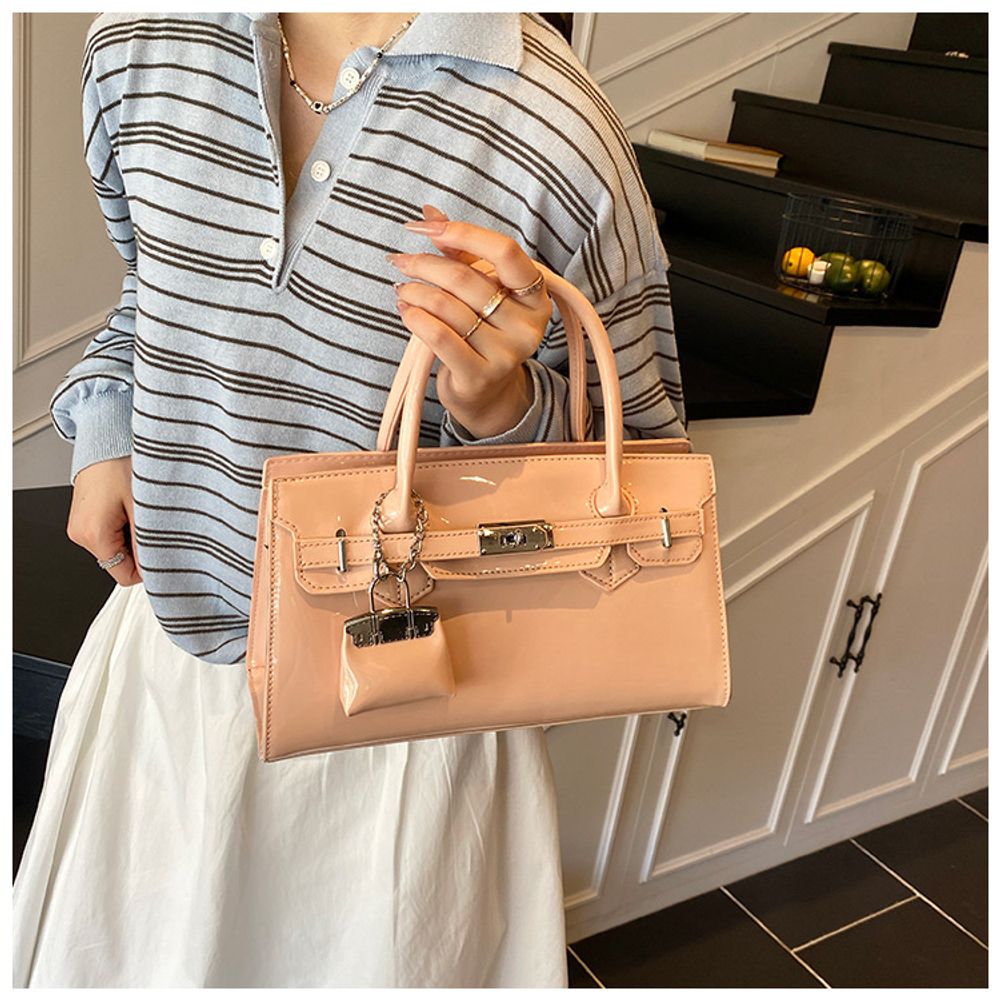 Versatile shoulder bag