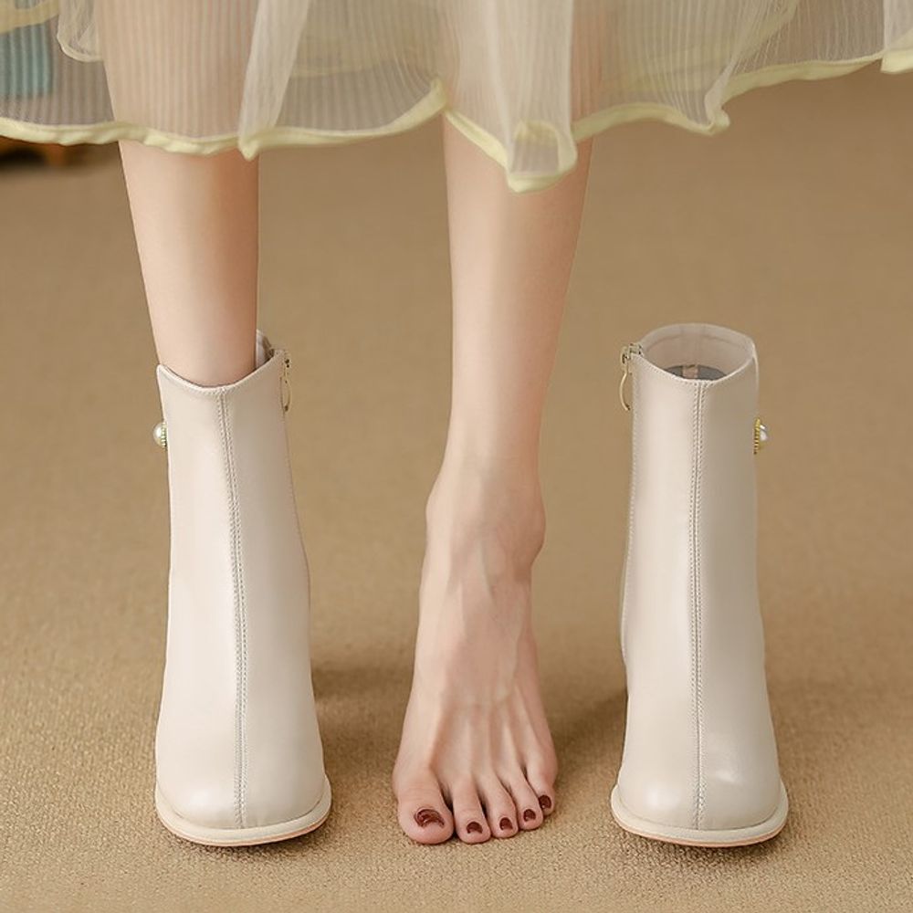 Chunky Heel Mary Jane Boots