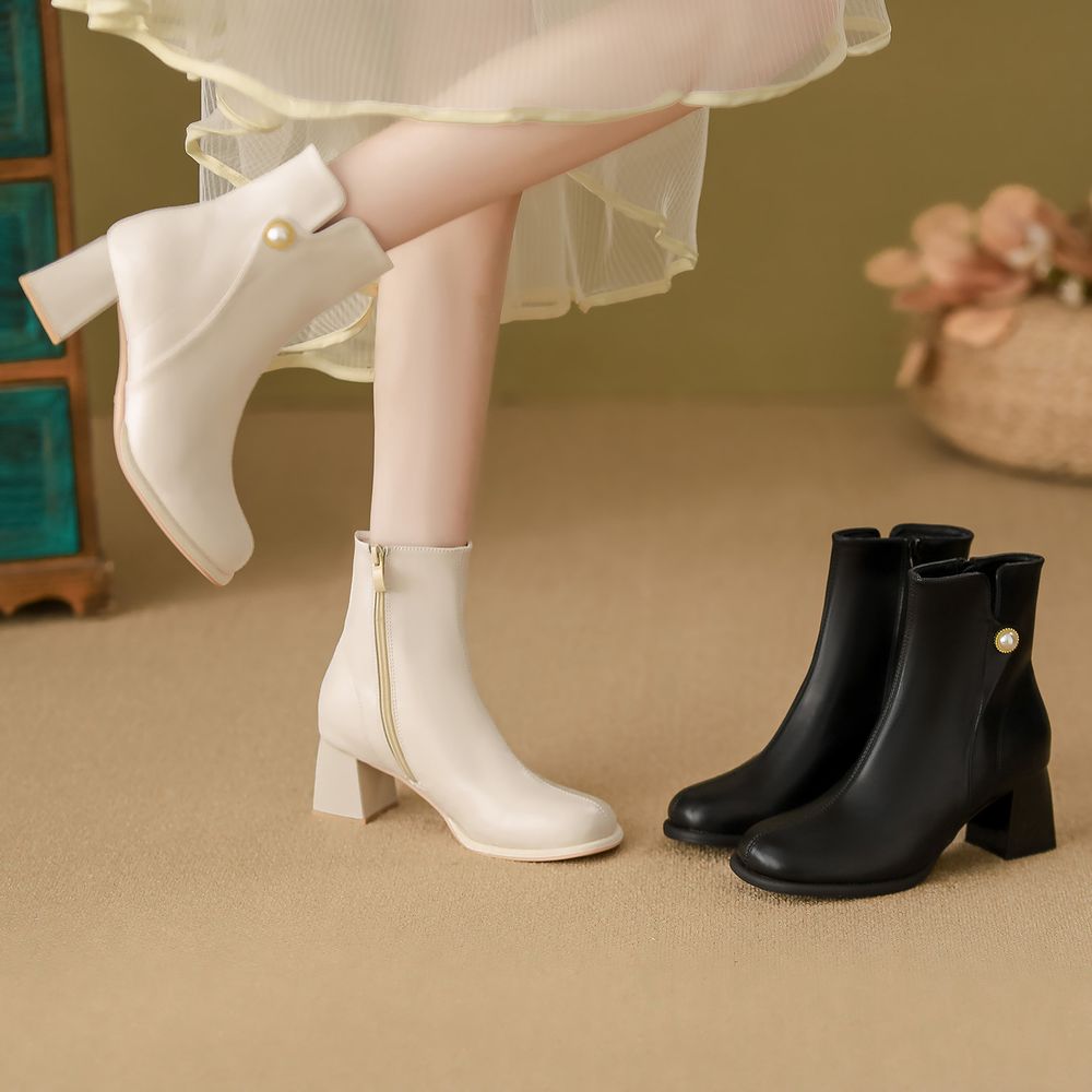 Chunky Heel Mary Jane Boots