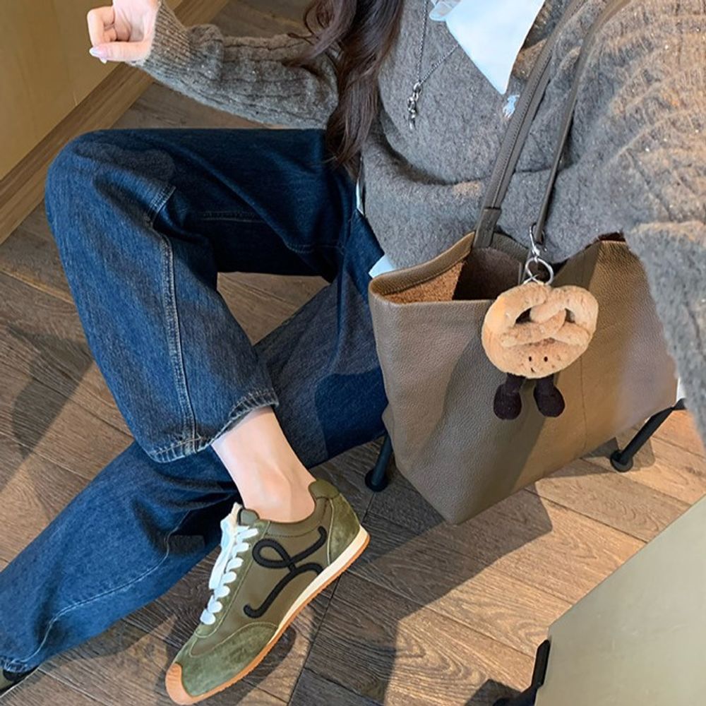 Leather Slight Versatile Sneakers