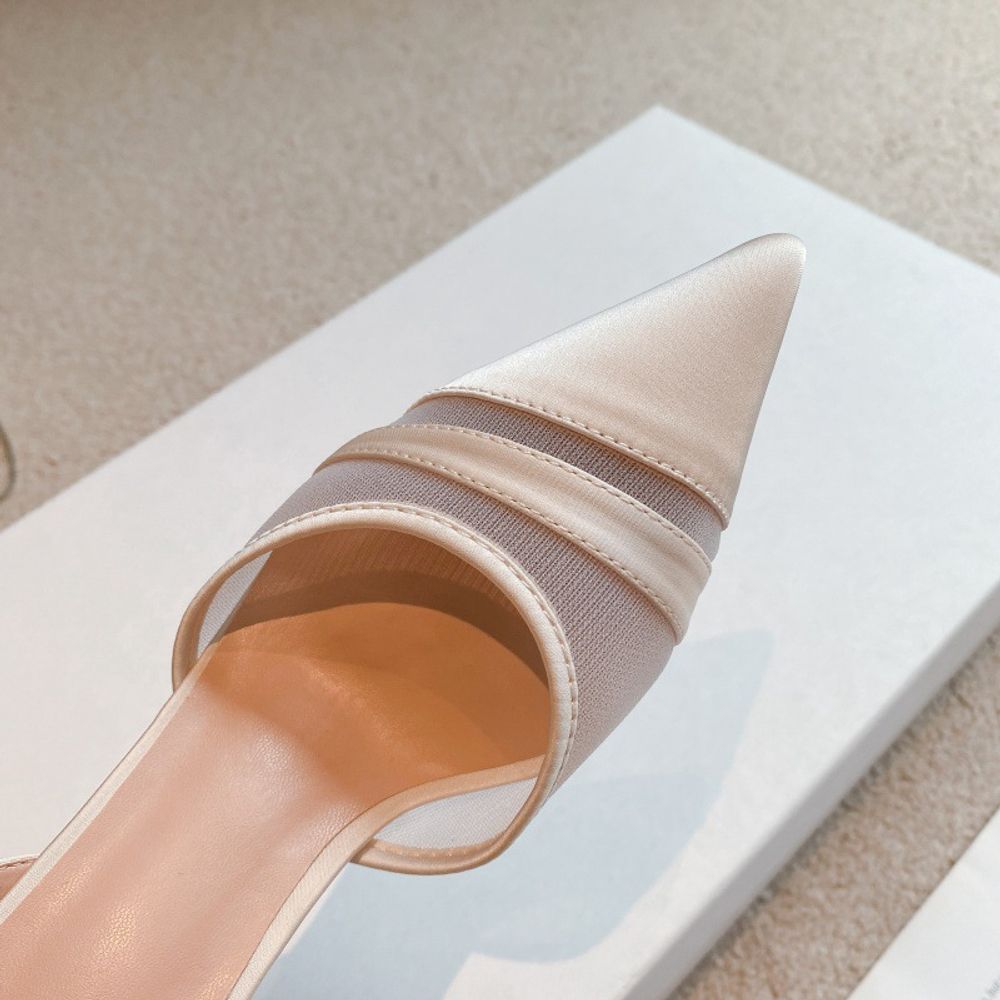 Pointed-toe stiletto high heels